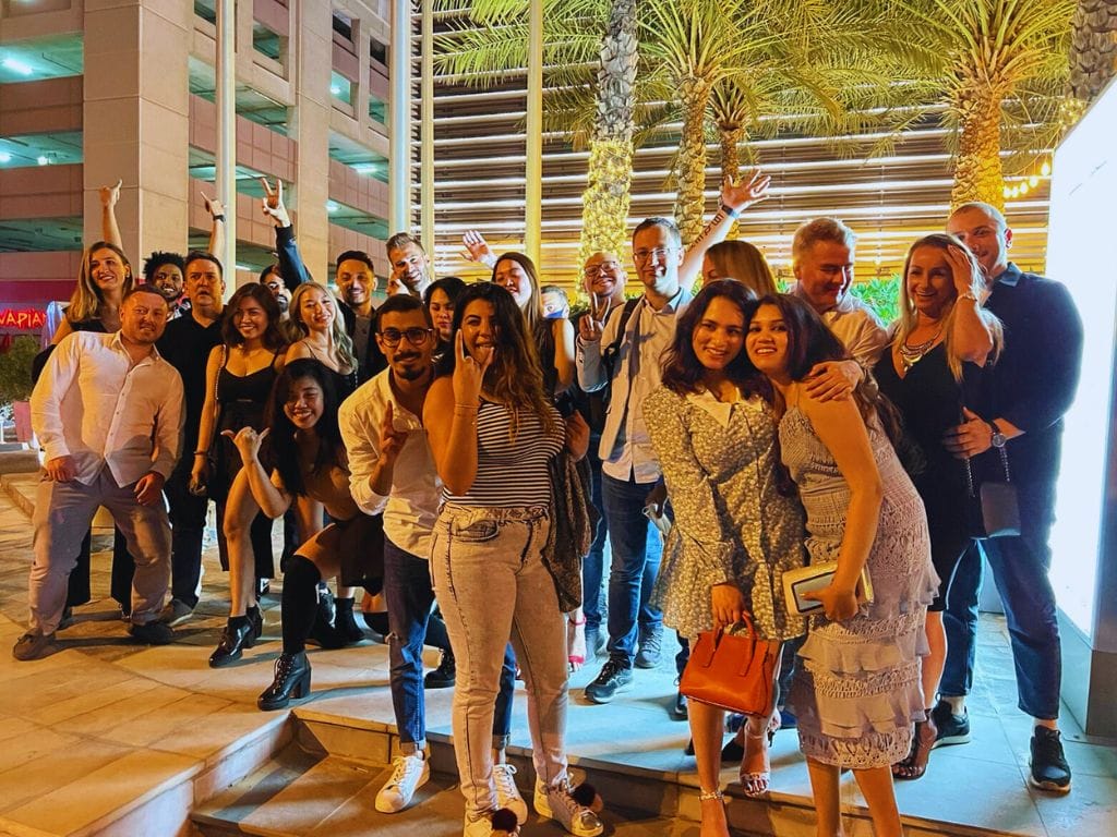 pub crawl dubai 2